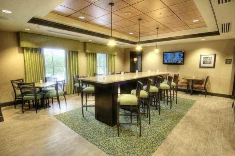 Hampton Inn & Suites Gainesville Downtown Exteriér fotografie